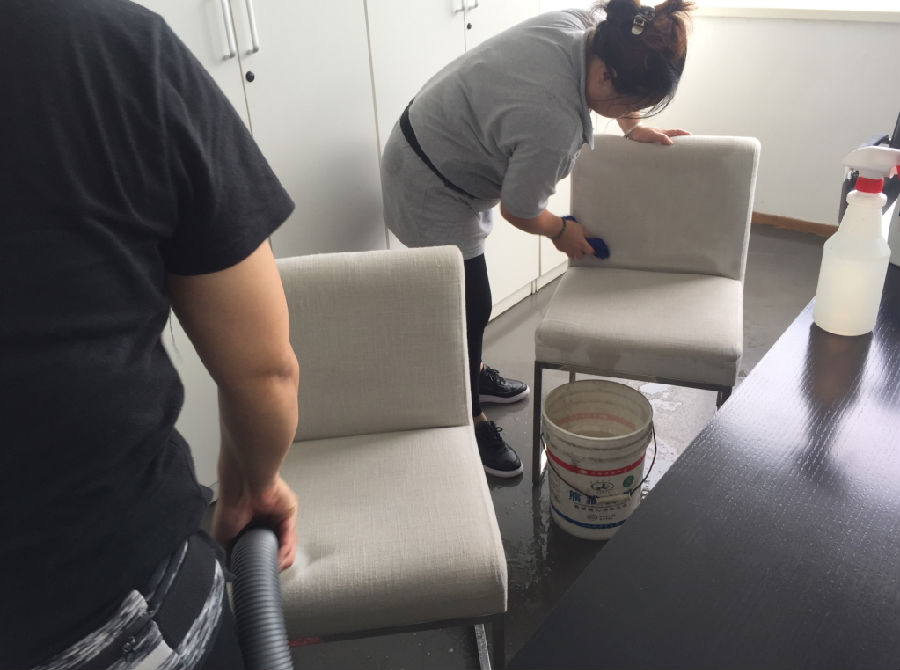 龙马潭区沙发清洗案例